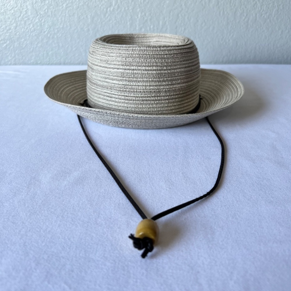 *FIRM PRICE* Scala gray and tan woven hat with leather strap and drawstring inte - Picture 4 of 15